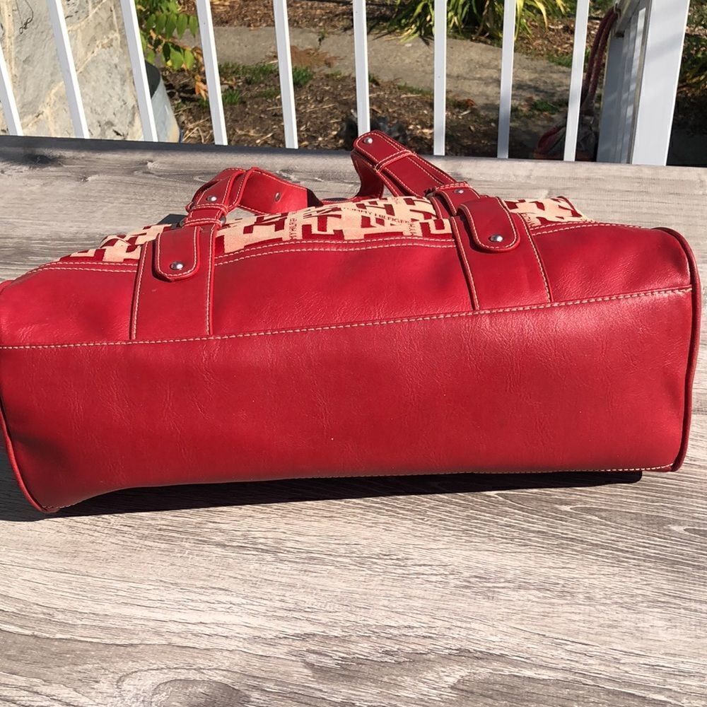 Tommy Hilfiger very large bag tote purse - Picture 2 of 5